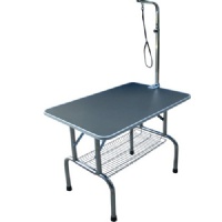 Dog grooming table